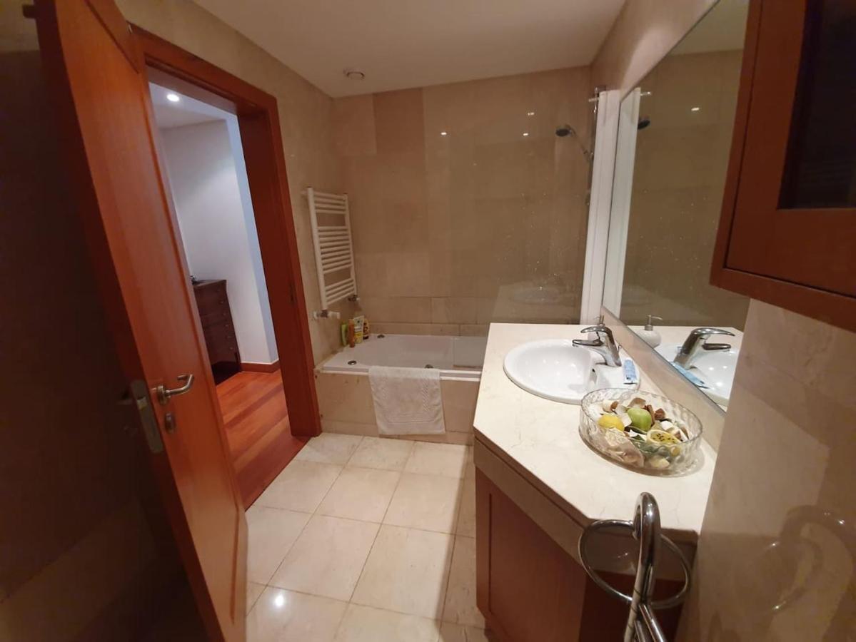 T1 Sea & Pool Apartment *